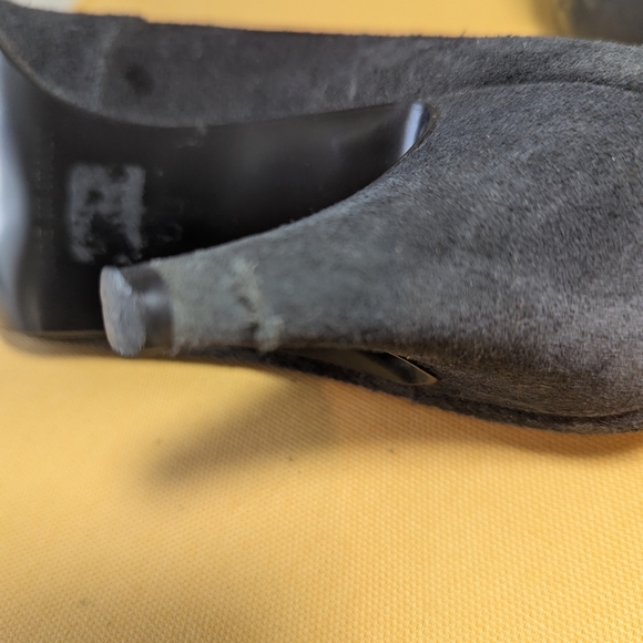 Women's Suede Heels - Charcol and Red Bundle! - Picture 6 of 8